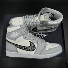 Jordan 1 Dior